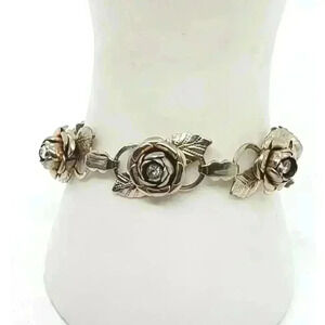 Vintage Bracelet Roses Galore Gold Toned Link Figural 3D Flowers Rhinestone
